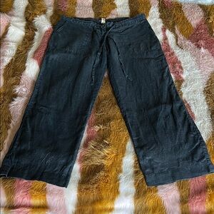GAP Black 100% linen, wide leg, cropped pants. 6